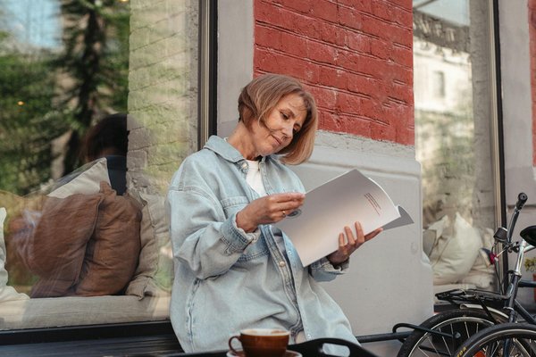 Enhancing Vegan B12: Daily Nutritional Yeast's Role in Elevating Vitamin Levels